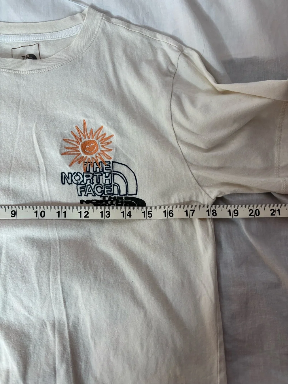 The North Face men’s T-shirt sizeS embroidered